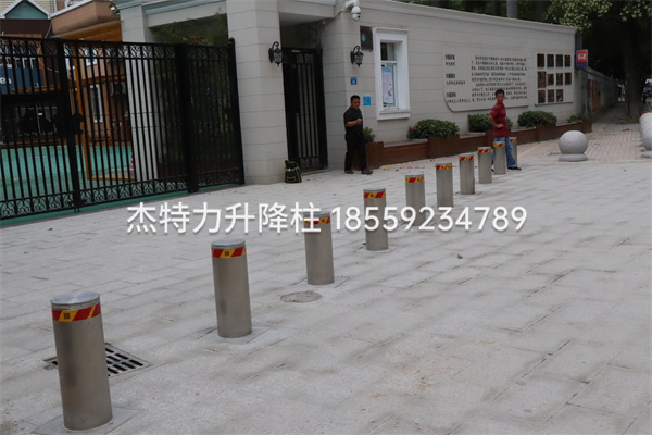 杰特力-政府門口擋車升降柱